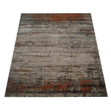 Crisp Hand Knotted Persian Rug
