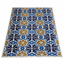 hand-knotted-sumak-floral-area-rug-side-2