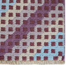 hand-knotted-sumak-multicolor-geometric-area-rug-closeup-1