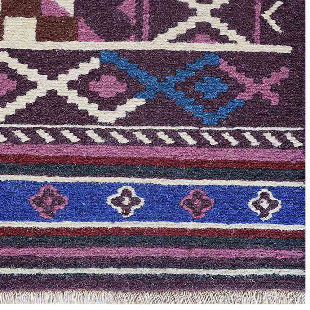 hand-knotted-sumak-multicolor-oriental-rug-closeup-1