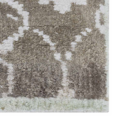 Hypnotic Hand Knotted Rug