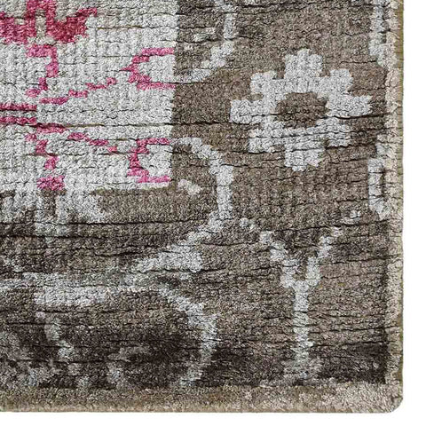 Hypnotic Hand Knotted Rug