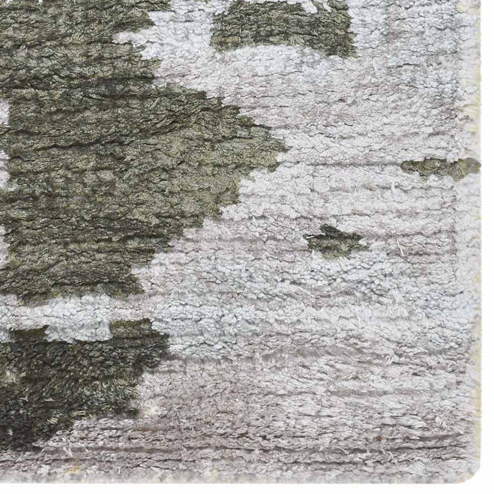 Hypnotic Eastern Hand Knotted Rug