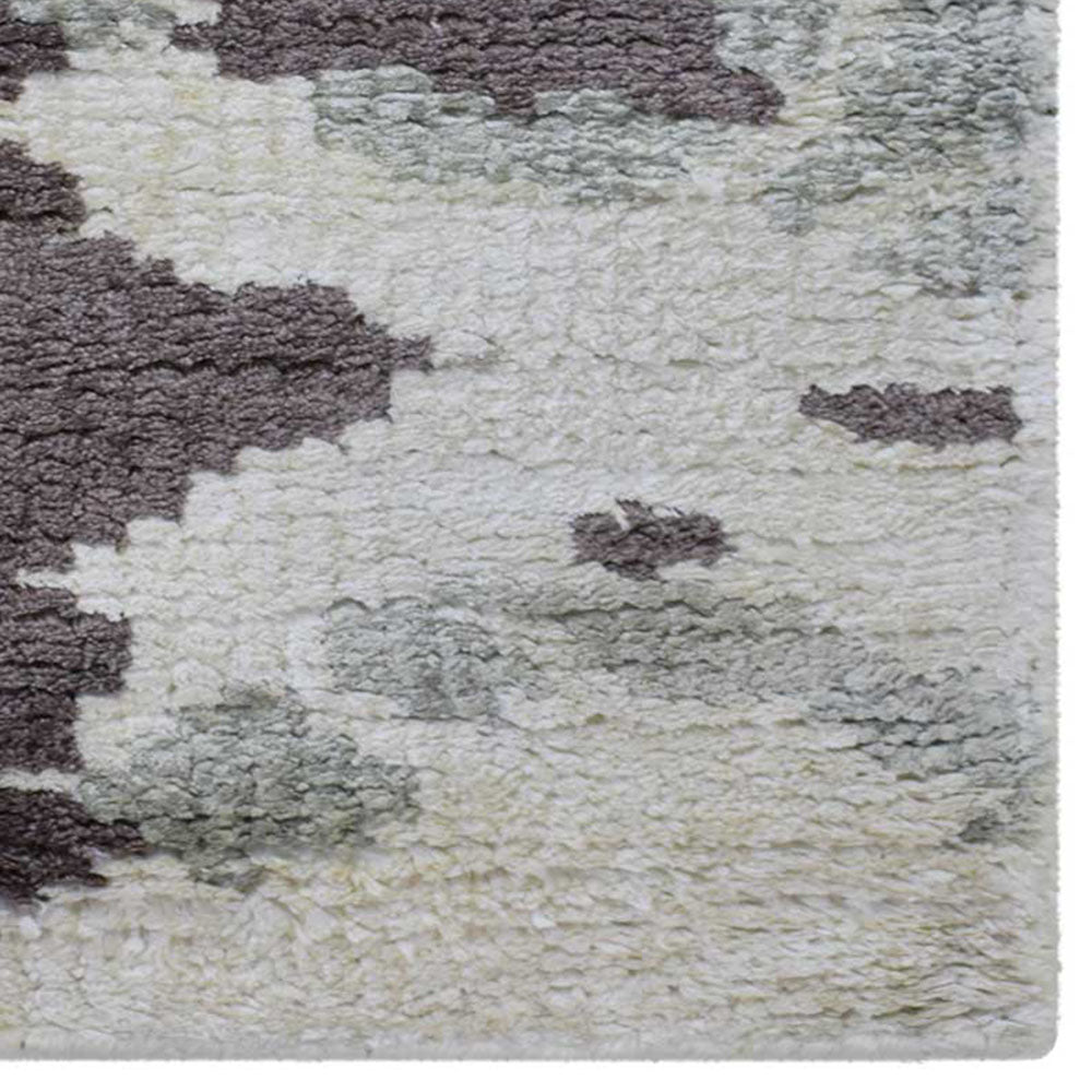 Hypnotic Eastern Hand Knotted Rug