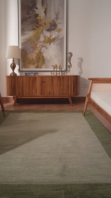 Augsburg Premium Hand Knotted Wool Rug — video