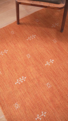 Lille Premium Hand Knotted Wool Rug — video