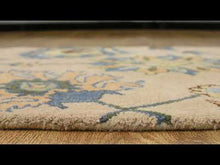 Wildflower Lattice Cream
 HandTufted Rug — video