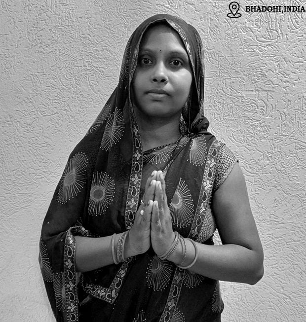 Manjita, hand-knotted rug weaver in Bhadohi, India
