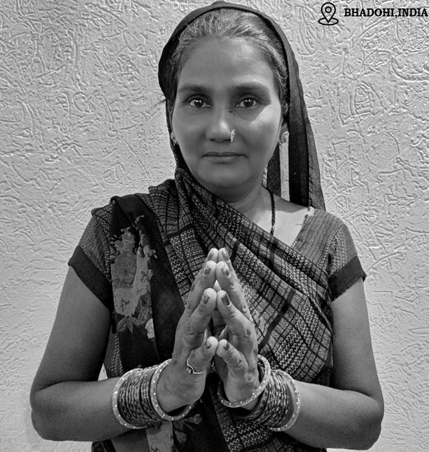 Chanda, shaggy rug weaver in Bhadohi, India