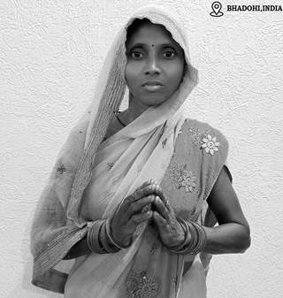 Vimla Saroj, hand-tufted rug weaver in India